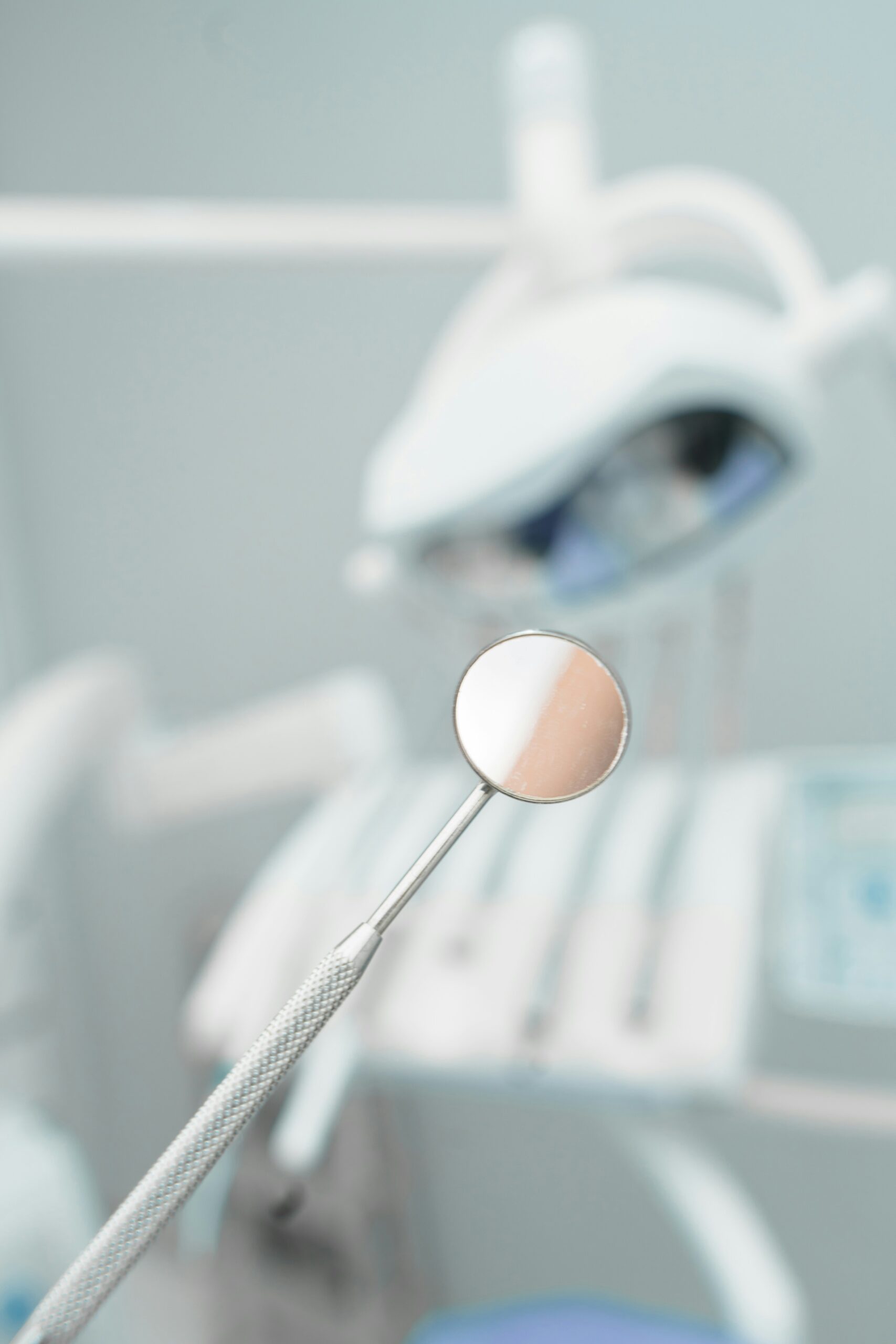 Image of a dental clinic setting related to wisdom teeth.